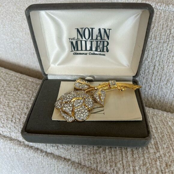 Nolan Miller gold broach with papers and box - Picture 1 of 7